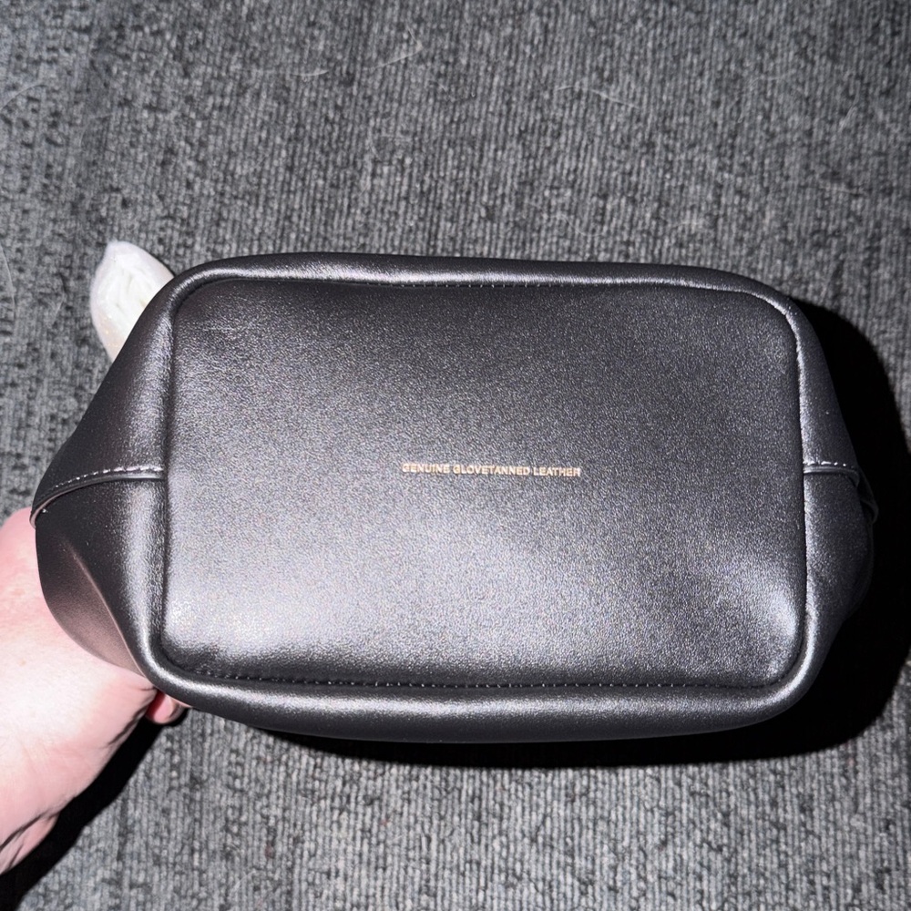 Coach Kisslock Frame Bag 16 V2 w/ 2 Straps Brass/Black Glovetanned Leather NWT - Picture 10 of 16